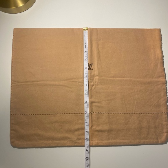 Large Vintage Envelope Style Louis Vuitton Tan Dust Bag - Picture 3 of 4